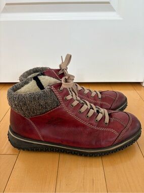 Rieker Burgundy Lined Leather Boots Shoes with Knit Collar and Side Zip 41 /10.5
